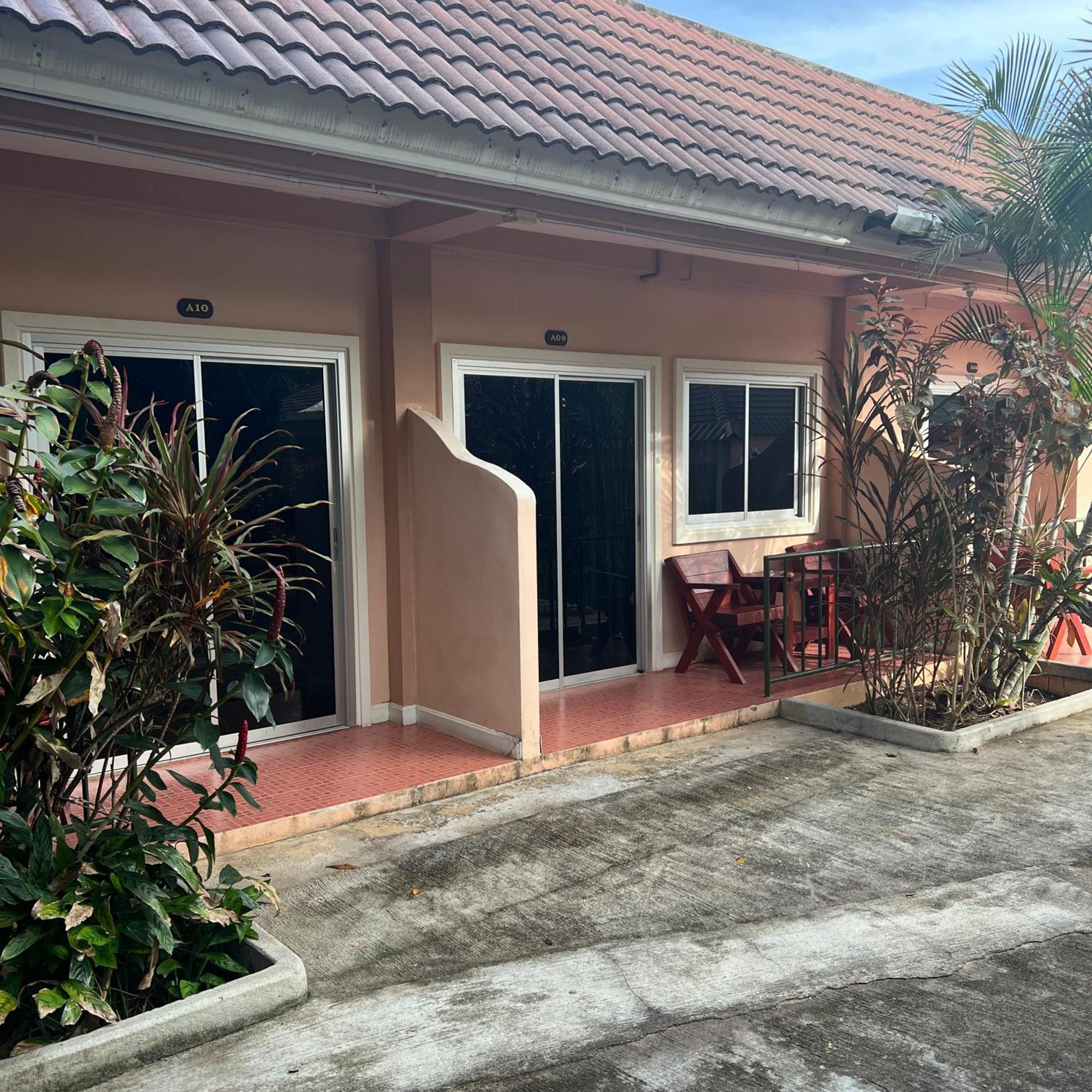Kata Villa Merit Hill Bungalows Karon Extérieur photo